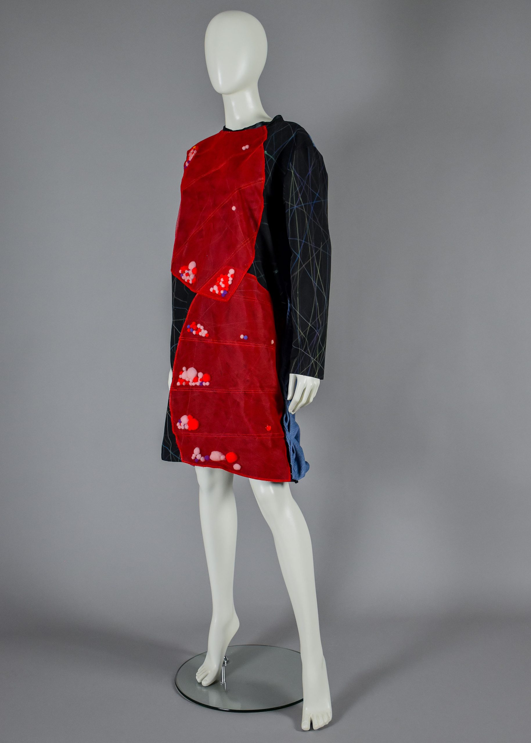 Xu Jiaqi (Kira) + Ye Lulu + Liu Wenzhe + Janna Jamal Eddine