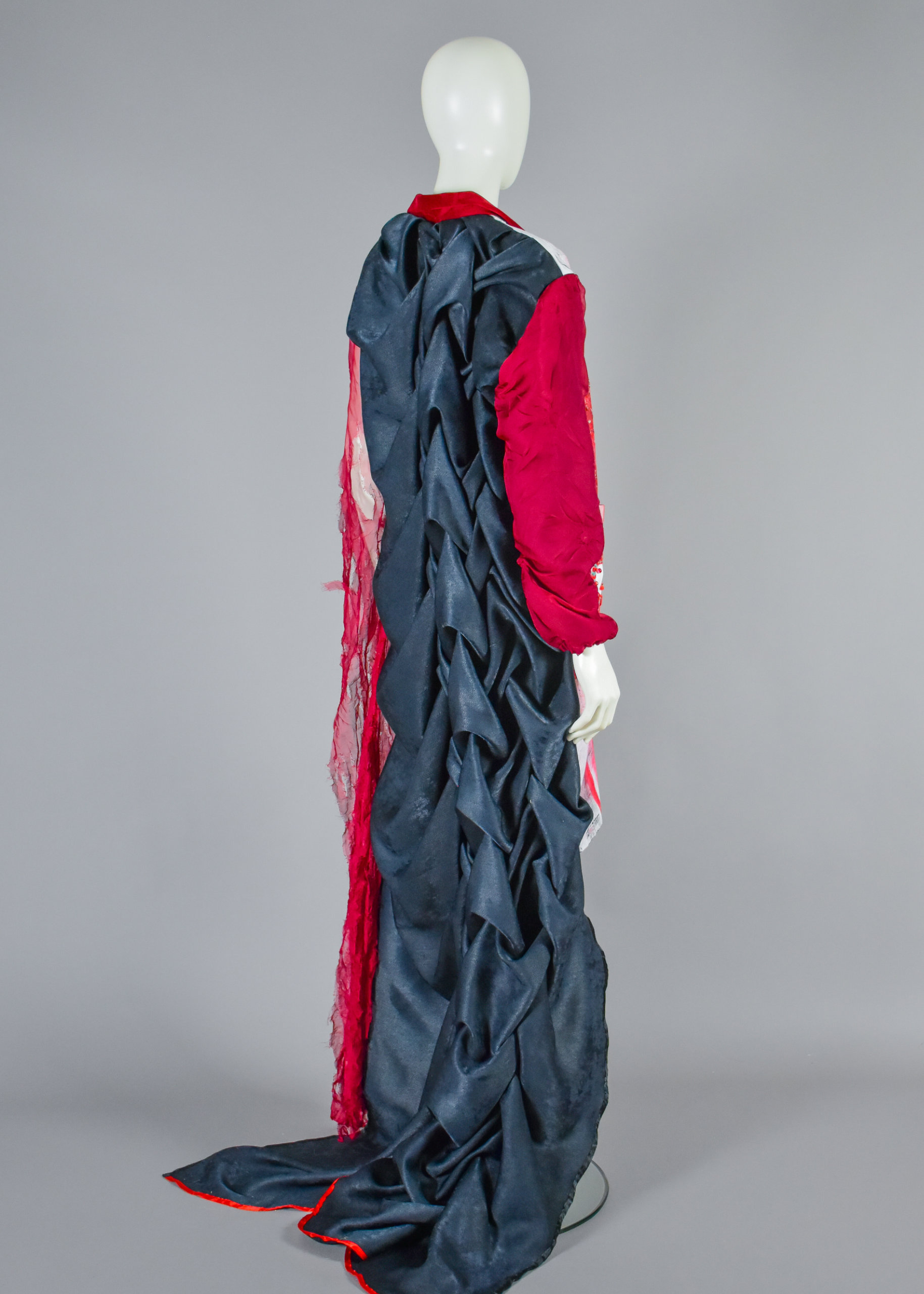 Xu Jiaqi (Kira) + Ye Lulu + Liu Wenzhe + Joshua Xie