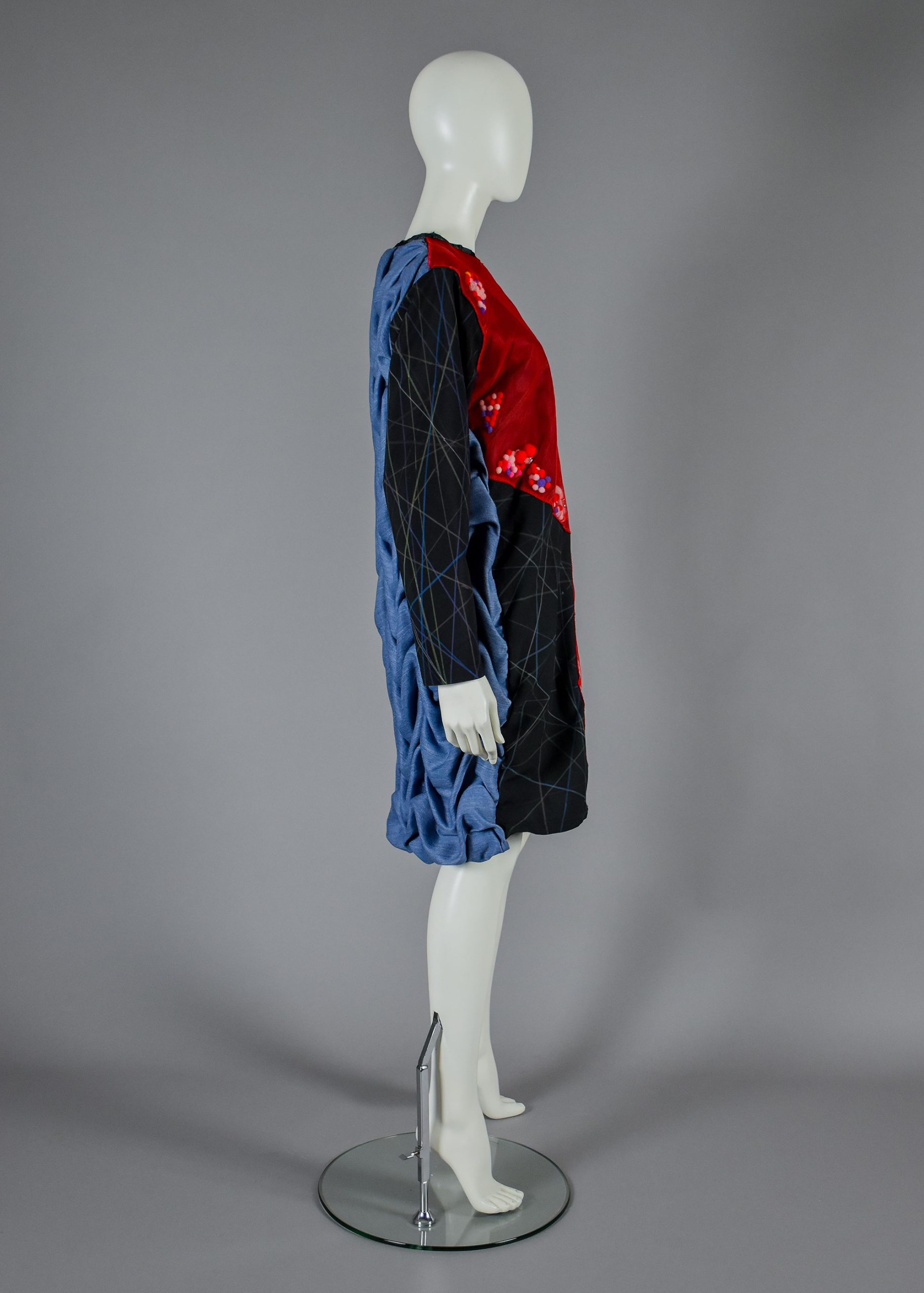 Xu Jiaqi (Kira) + Ye Lulu + Liu Wenzhe + Janna Jamal Eddine