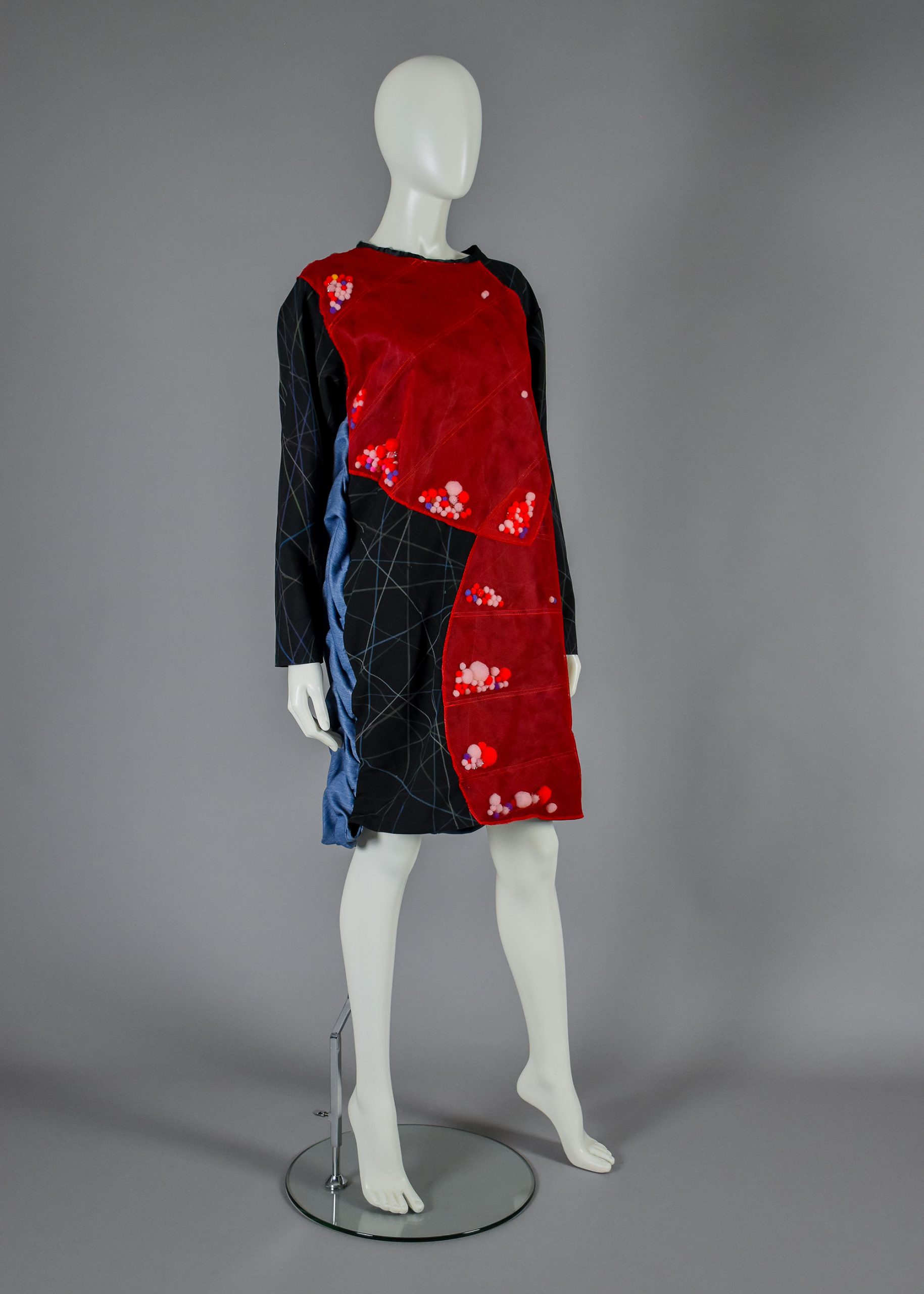 Xu Jiaqi (Kira) + Ye Lulu + Liu Wenzhe + Janna Jamal Eddine